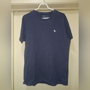 Abercrombrie&Fitch Men's Navy Blue T-Shirt